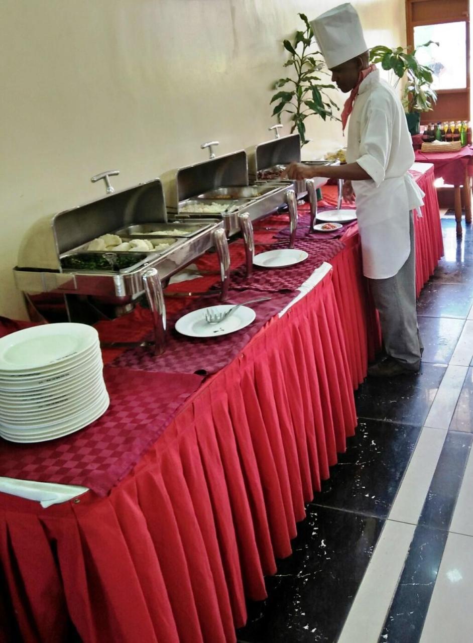 Bomen Hotel Isiolo Екстер'єр фото